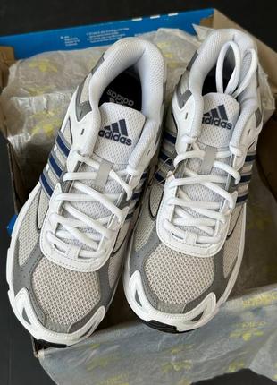 Оригинальные кроссовки от adidas3 фото