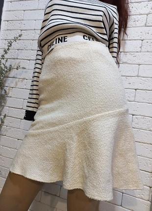 Фирменная, качественная,молочная, юбка короткая