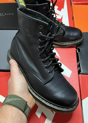 Жіночі ботинки dr. martens