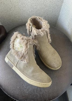 Шкіряні черевики з хутром