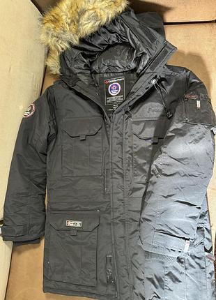 Куртка зима canadian peak нова как унисекс тепла и практичная оригинал