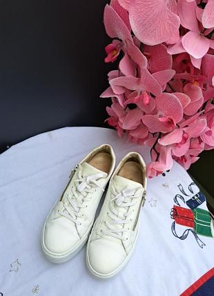 Кожаные кросовки