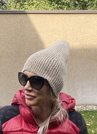 Шапка жіноча
