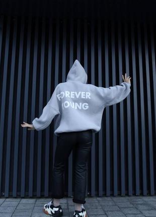 Жіноче обʼємне тепле худі forever young