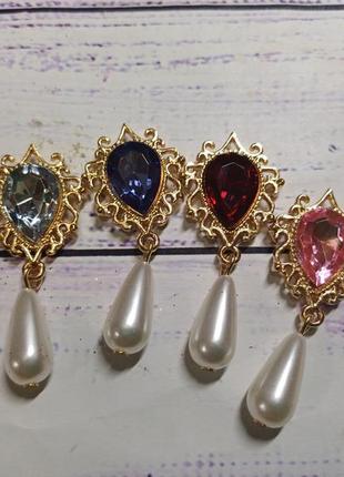 Стразовий декор з підвіскою