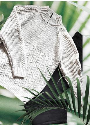 Светр під горло теплий