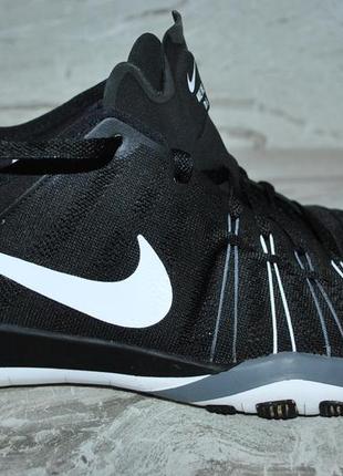 Nike спорт кроссовки 40 р