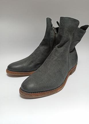 Демисезонные кожаные ботинки blackstone