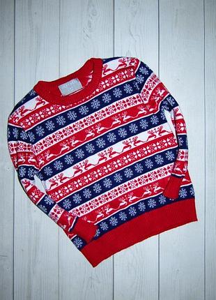 Светр в наявності