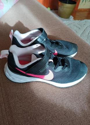 Nike кроссовки