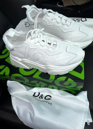 Кроссовки dg