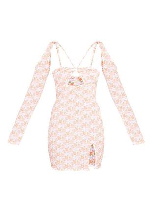 Платье prettylittlething 5
