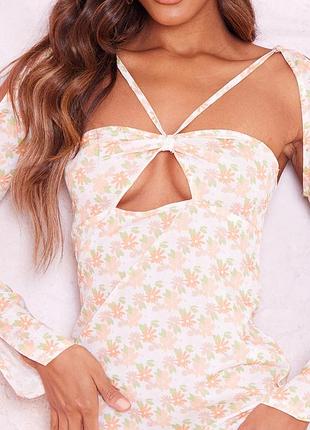 Платье prettylittlething 4