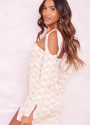 Платье prettylittlething 2
