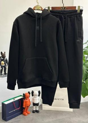 Мужской костюм