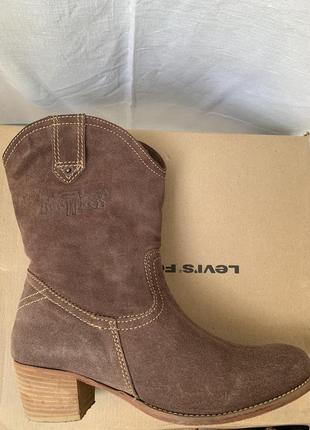 Женские казаки