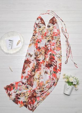 Красиве максі плаття в квіти prettylittlething.