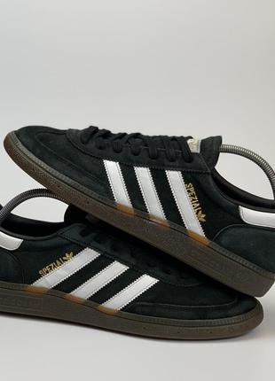 Кроссовки adidas spezial