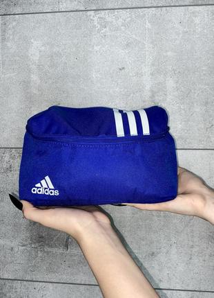 Оригинальная объемная косметичка adidas