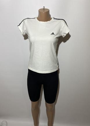 Футболка adidas ,1 фото