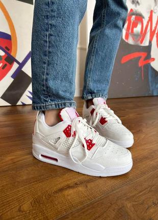 Женские кроссовки nike air jordan 4 retro white red