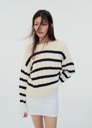 Свитер в полоску с вырезом лодочка zara