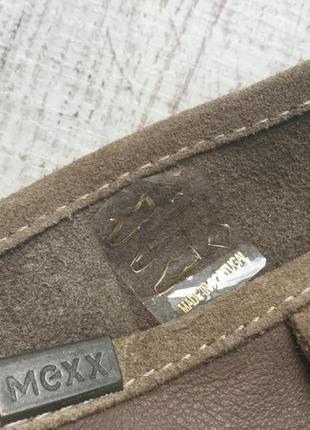 Осінні шкіряні сапоги дорогого бренду