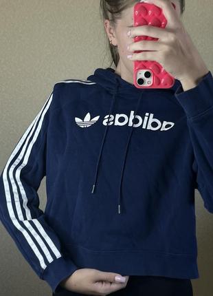Укороченная толстовка adidas