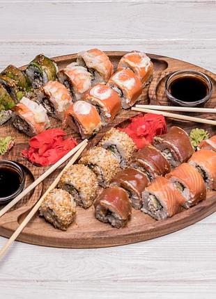 Дерев'яна тарілка для закусок манежниця підніс для сервірування подачі фруктів...