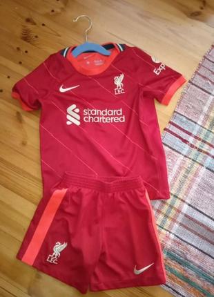 Футбольна форма nike liverpool