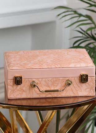 Шкатулка органайзер для украшений бижутерии прямоугольная с зеркальцем чемодан из экокожи розовая4 фото