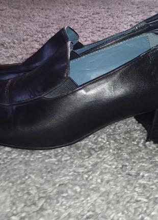 Туфлі жіночі шкіра aravon розмір 8.5-25.5см