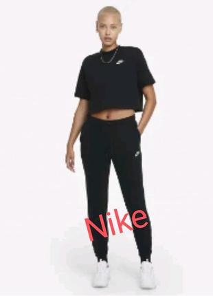 Nike tight fit hot sale