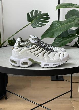 Nike air max plus 'phantom neutral olive'