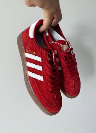Кроссовки adidas spezial handball shadow red gum1 фото
