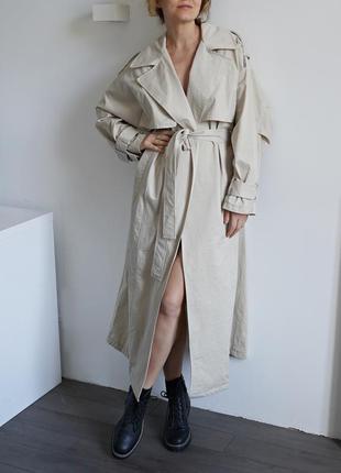 Тренч с лацканами и длинными рукавами zara