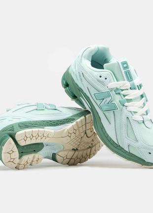 Жіночі кросівки new balance 1906r