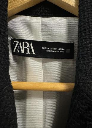 Укорочений жакет зара, чорний