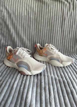 Кроссовки женские демисезонные nike Azul go 2