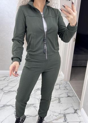 Костюм: штани на манжеті + кофта на змійці