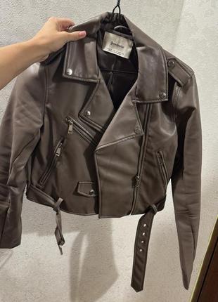 Косуха stradivarius