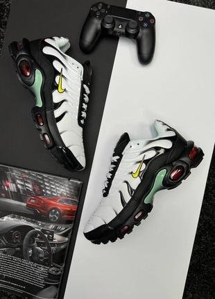 Шикарные стильные кроссовки nike air max plus tuned 2