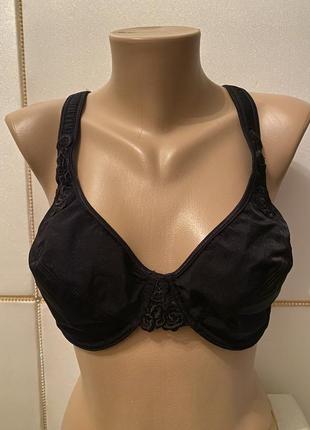 Бюстгальтер 85d