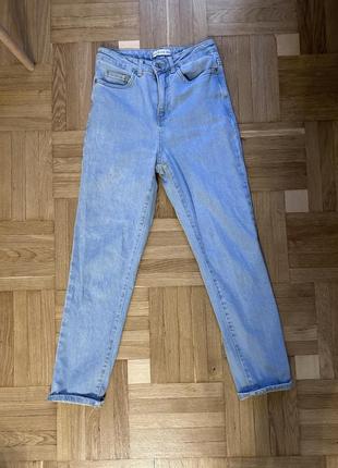 Джинсы