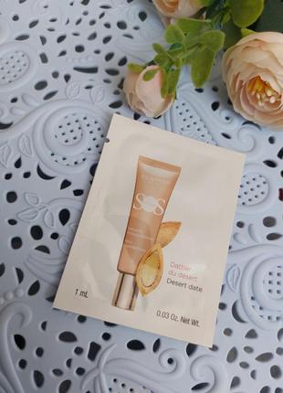 Clarins sos primer - мультифункциональный праймер для макияжа, персиковый оттенок, пробный образец, 1 мл;