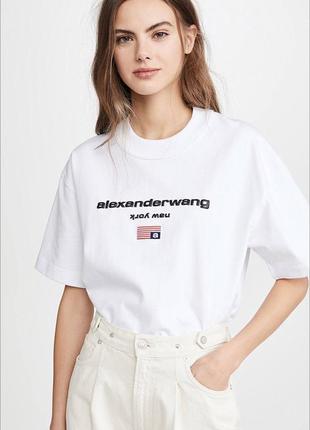 Футболка alexander wang длинная короткая белая черная2 фото