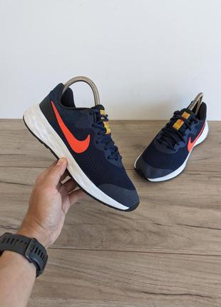 Nike кросівки оригінал1 фото