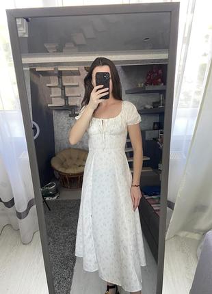 Корсетна сукня міді з розрізом7 фото