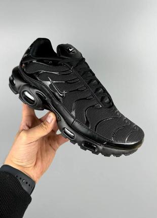 Мужские кроссовки nike air max plus triple black4 фото