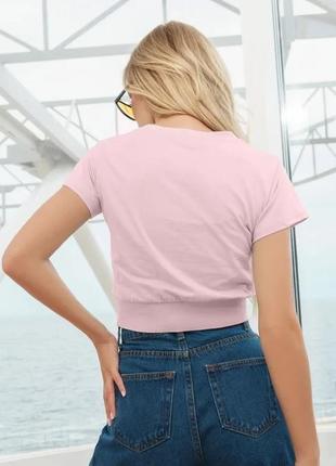 Розовая трикотажная футболка с молодежным принтом m3 фото